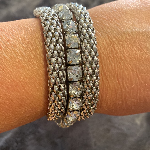 Set of three attached silvertone bracelets 2
chainsaws one with crystals 80’s - Picture 2 of 3